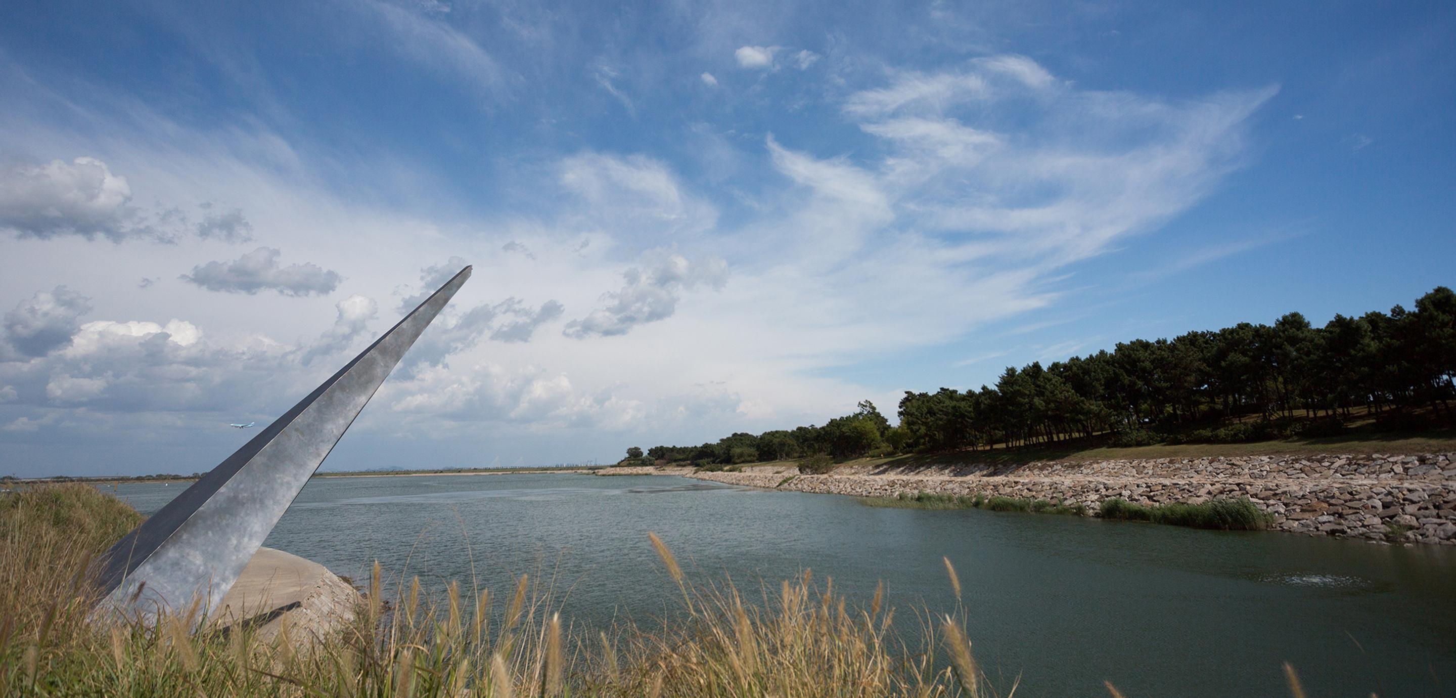 Nest Hotel Incheon Ngoại thất bức ảnh View of the reservoir